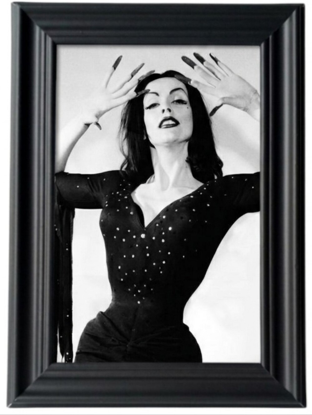 Vampira Vintage Horror Gothic Punk Witchy Goth Beautiful beauty pin up portrait
